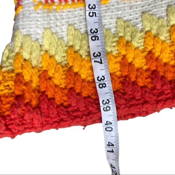 Vintage Hand Knit Hand Crafted soft Warm Fringe Crochet Blanket Throw - Picture 5 of 8